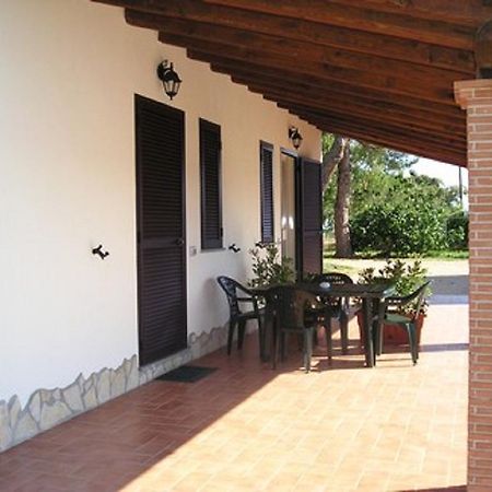 Agriturismo Belvedere Pescia Romana Buitenkant foto